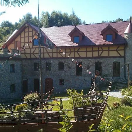 Zbojna Debra Couette-café