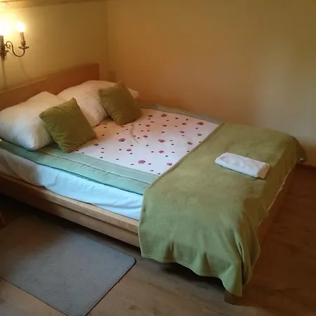 Zbojna Debra 2*
