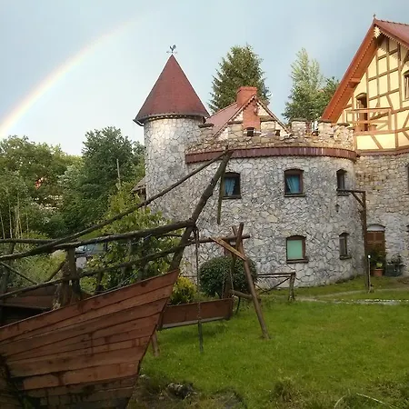 Zbójna Debra Bed and breakfast 3*