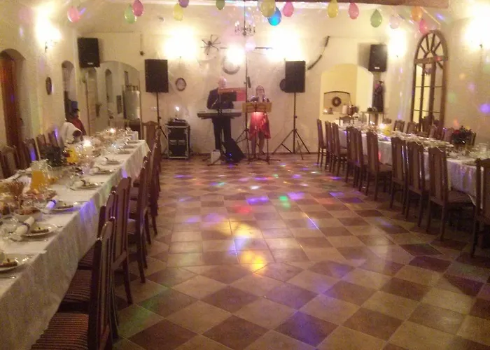 Zbojna Debra 3* Golejów